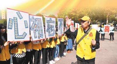 跑赢“黄金4分钟” 江西6所高校、6大风景区获赠30台AED